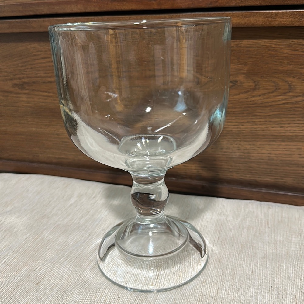 Rare.  Large glass Fishbowl.